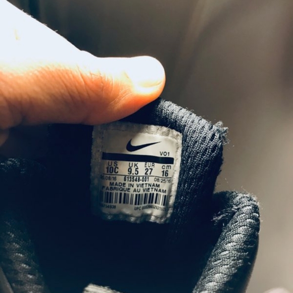 Nike black lace up toddler boots - Picture 7 of 8